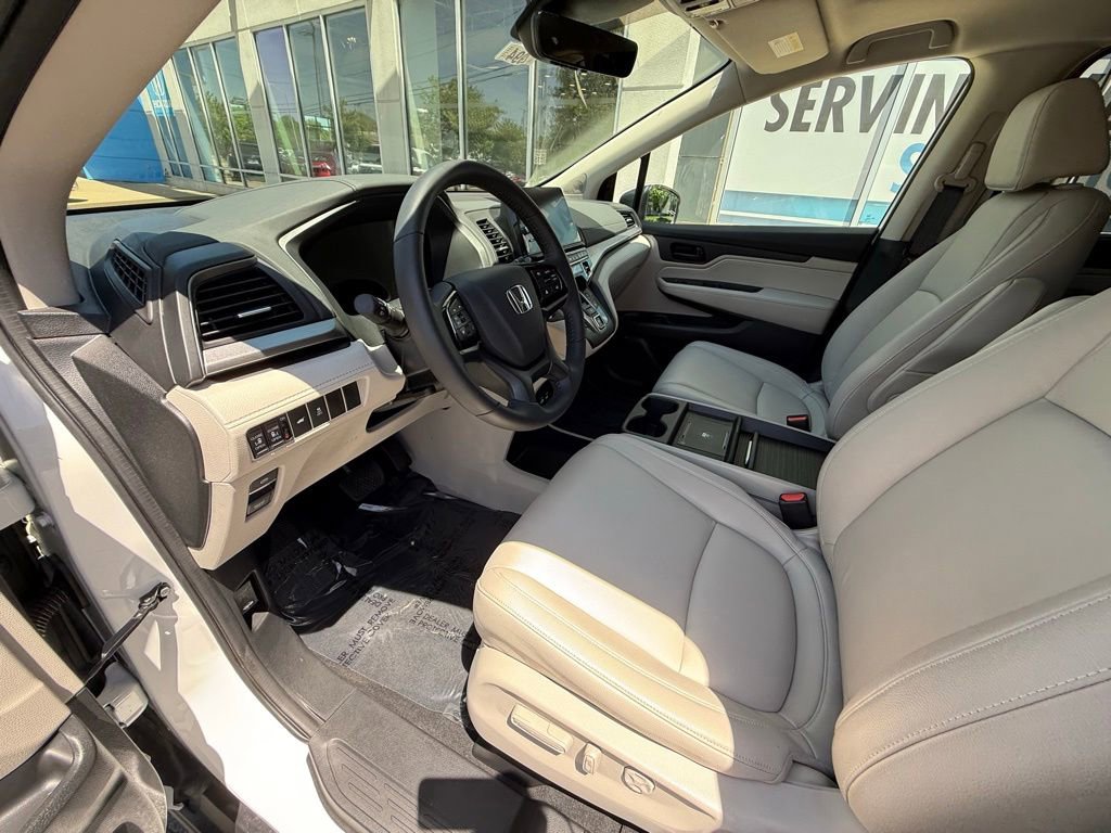 Used 2026 Honda Odyssey EX-L image 11