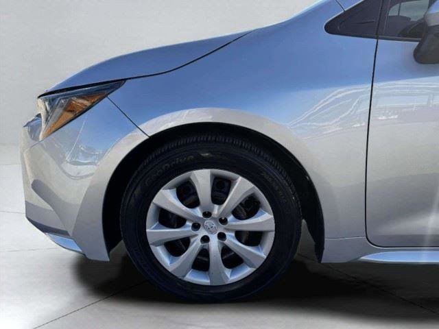 Used 2020 Toyota Corolla LE FWD image 52
