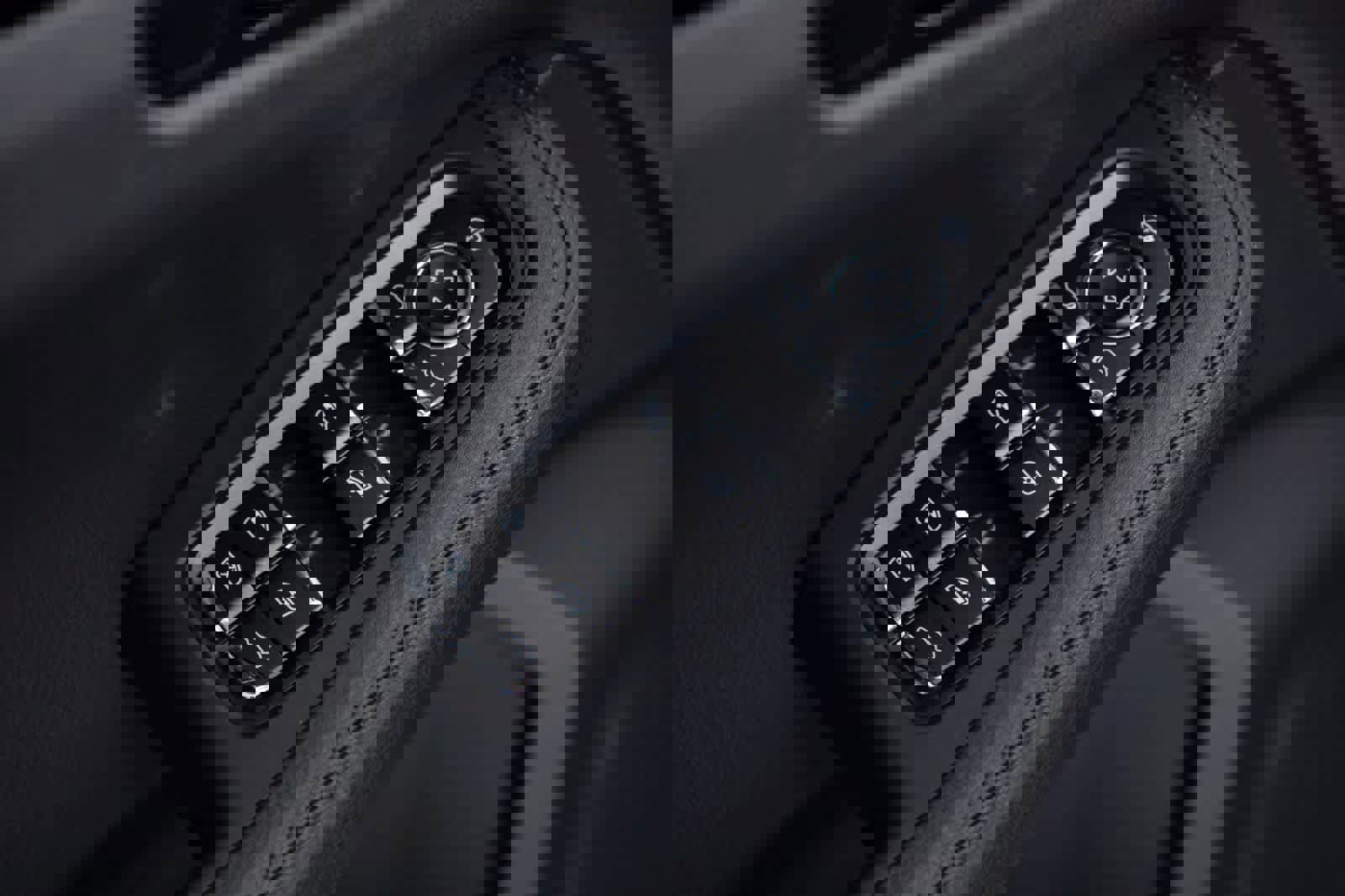 Certified 2025 Porsche Macan image 19