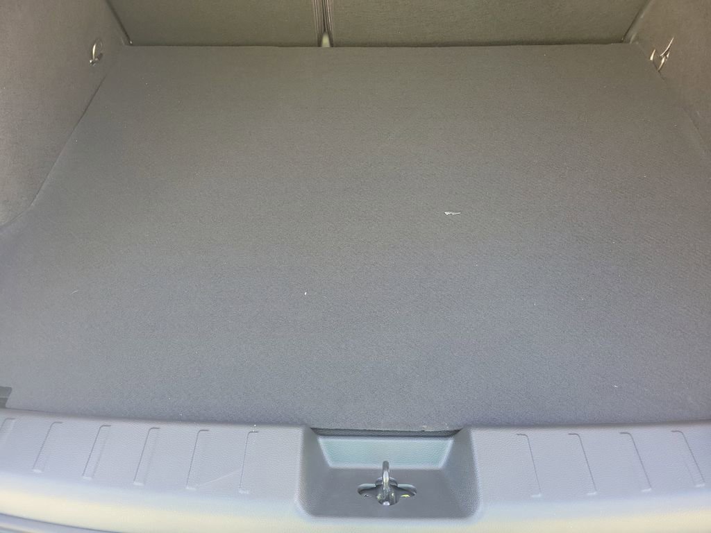 New 2026 Nissan Kicks SR w/ Cold Weather Package image 13