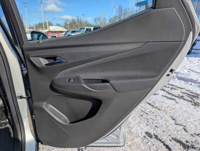 Used 2023 Chevrolet Bolt EUV LT w/ Comfort Package image 18