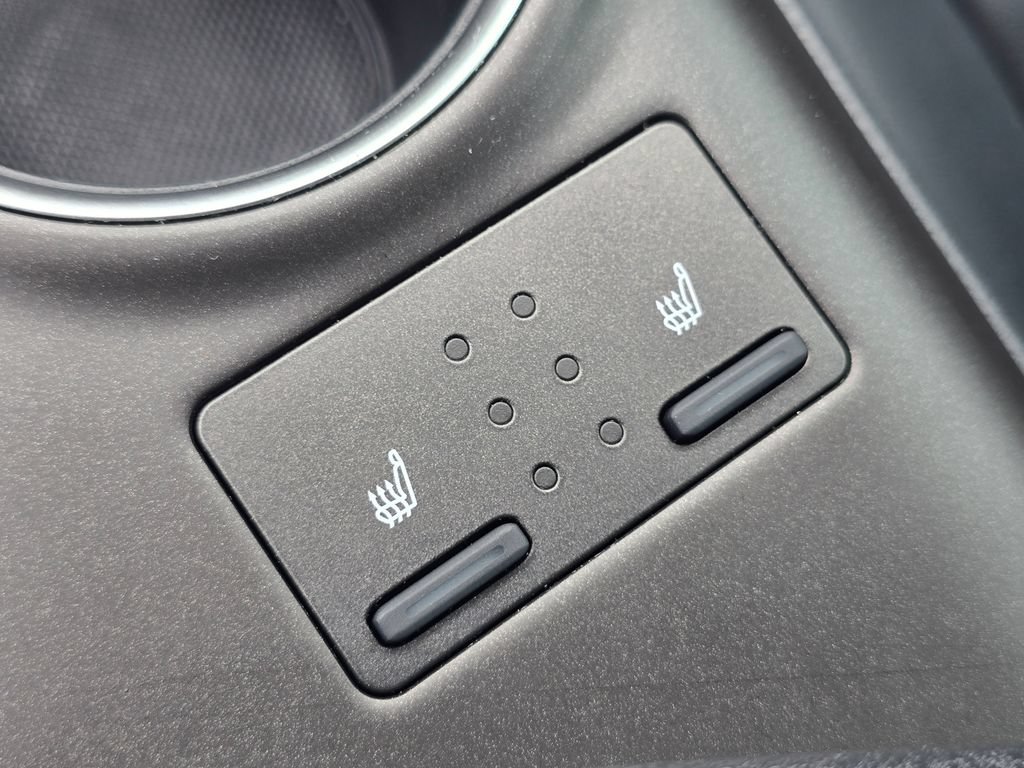 Certified 2023 Toyota Camry XLE FWD image 7
