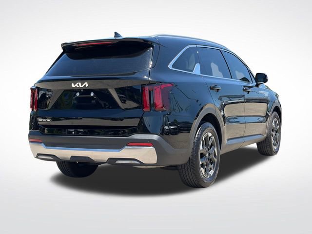 Certified 2025 Kia Sorento S FWD image 13