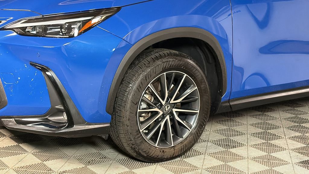 Used 2023 Lexus NX 350 AWD image 4