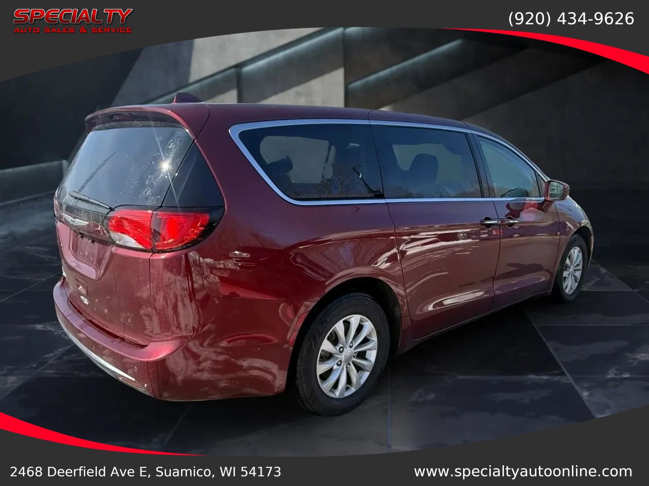 Used 2019 Chrysler Pacifica Touring Plus w/ Advanced Safetytec Group image 4
