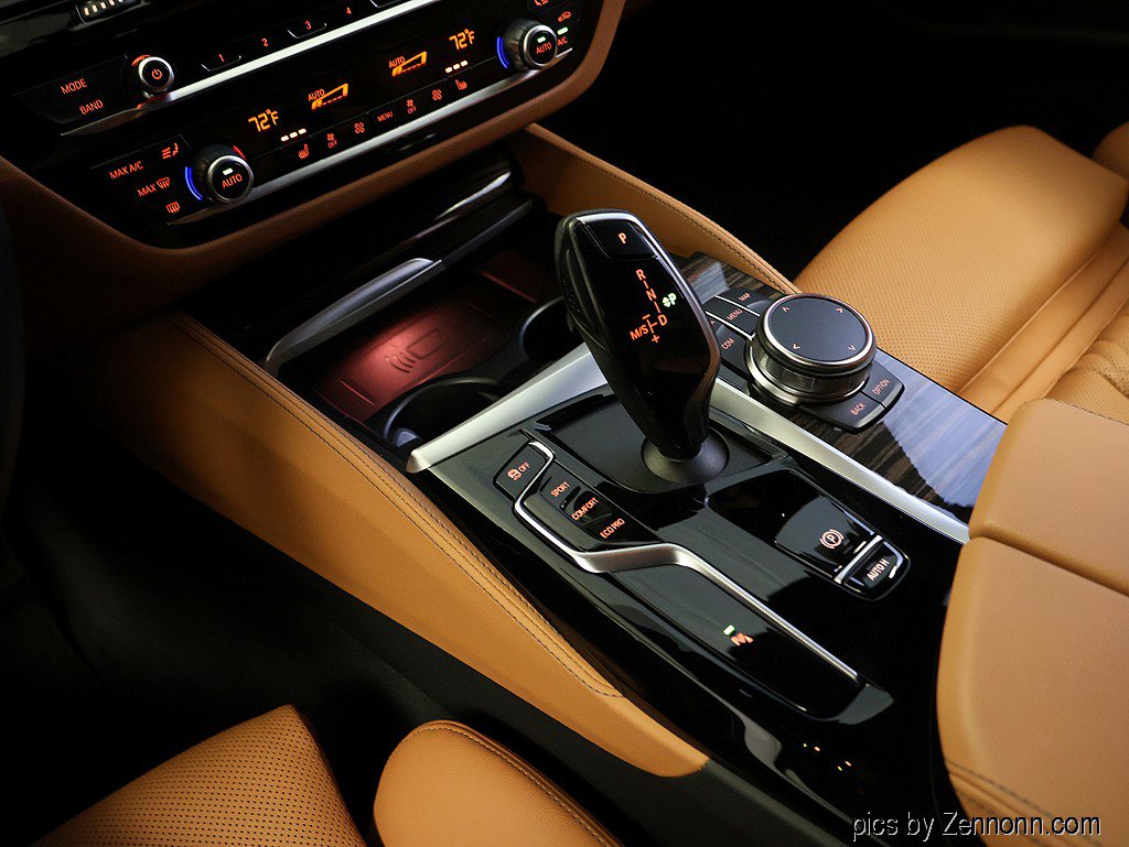 Certified 2023 BMW 530i xDrive w/ M Sport Package image 23