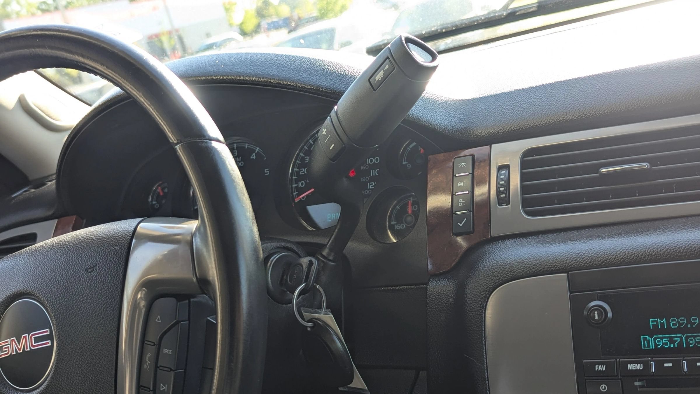 Used 2014 GMC Yukon SLT AWD/4WD image 15