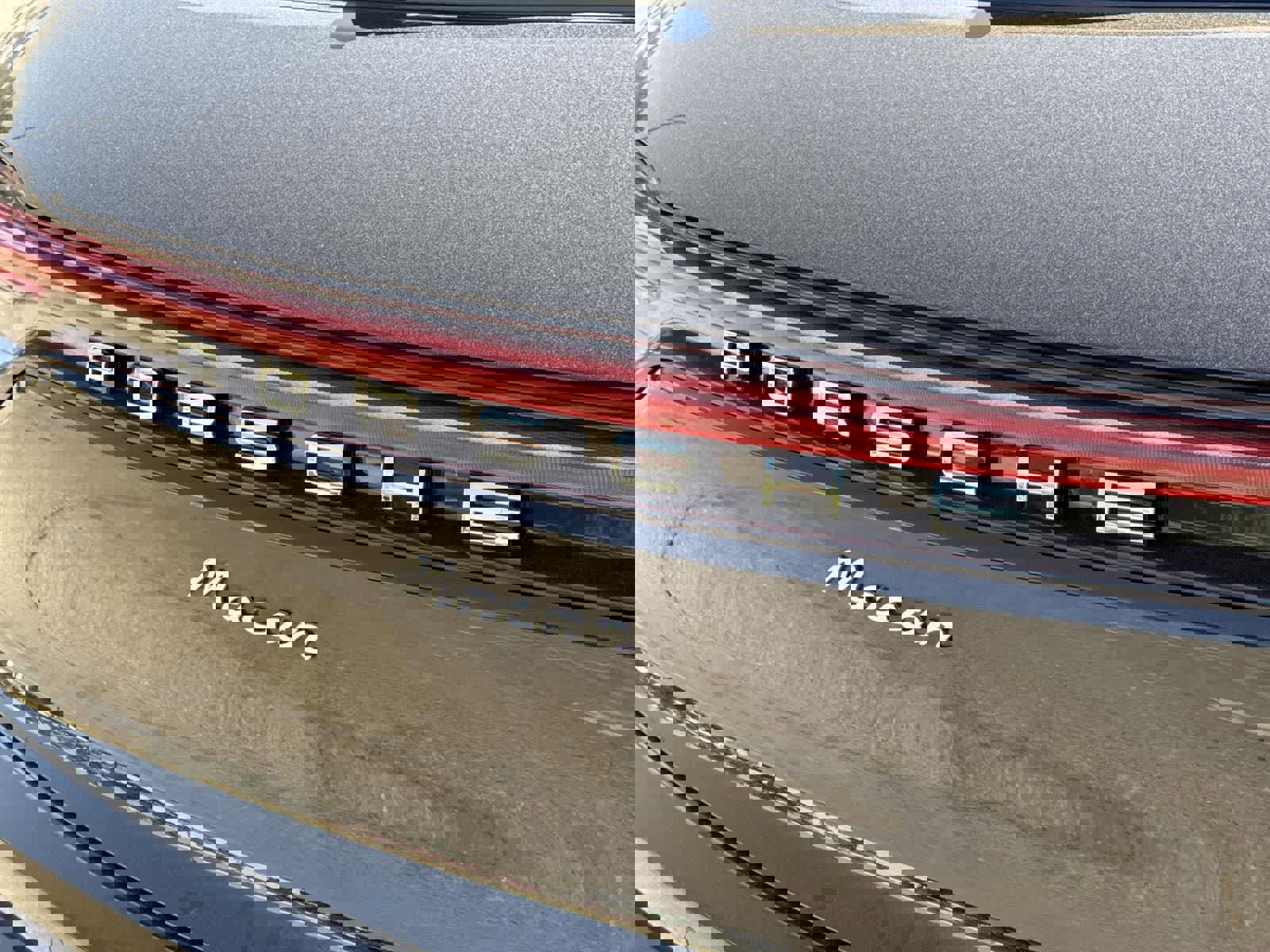 Used 2022 Porsche Macan image 36