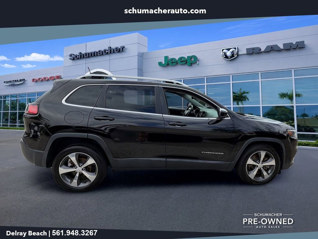 Used 2019 Jeep Cherokee Limited FWD image 8