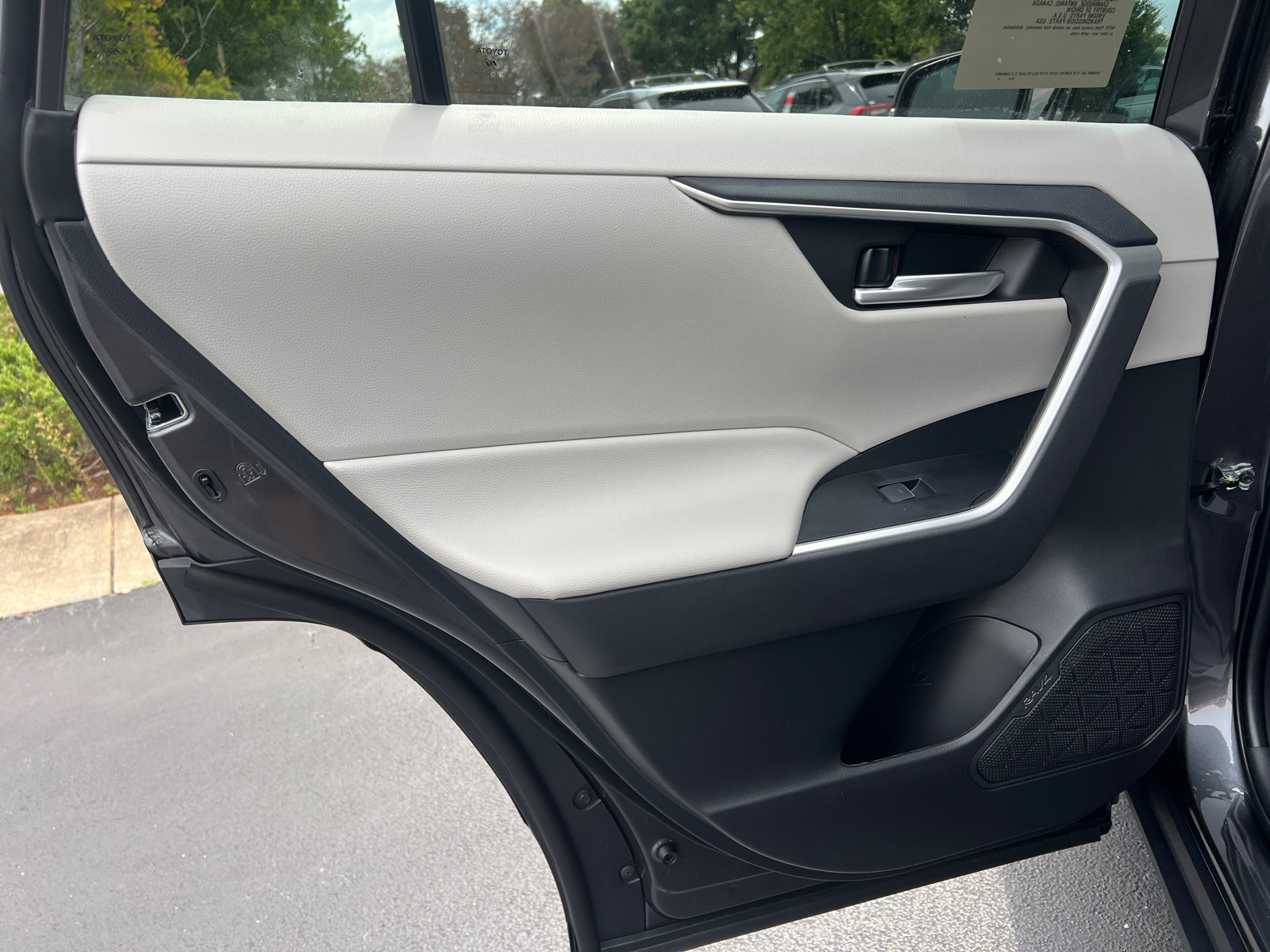 New 2025 Toyota RAV4 XLE image 22
