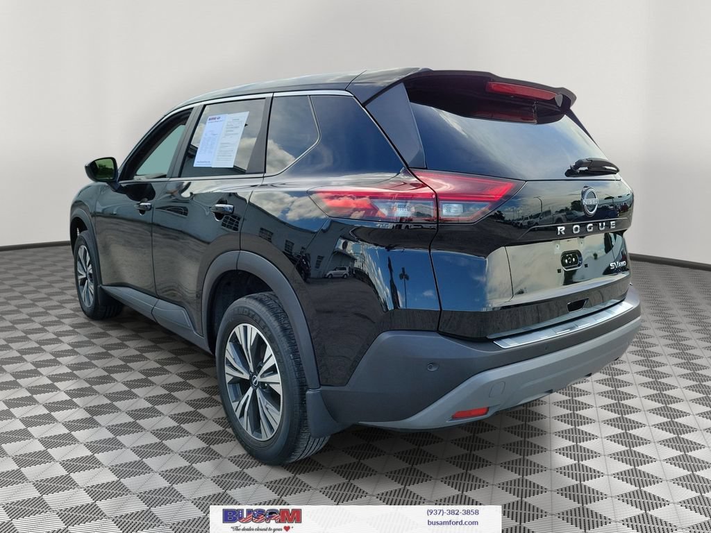 Used 2023 Nissan Rogue SV AWD/4WD image 3