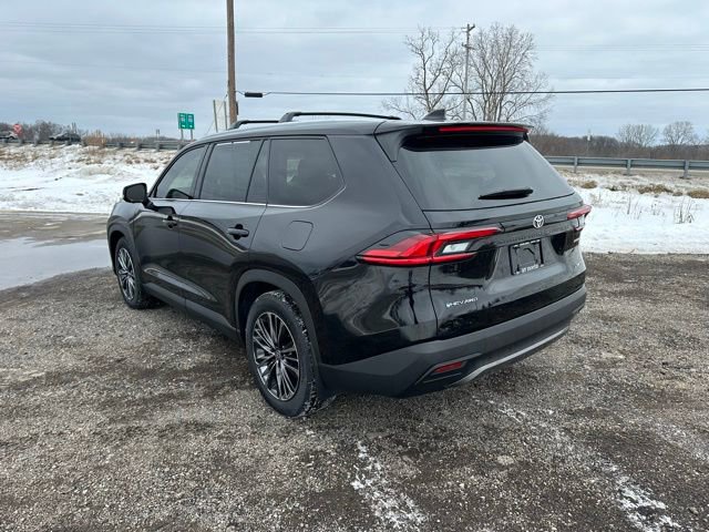 Used 2026 Toyota Grand Highlander Limited image 4