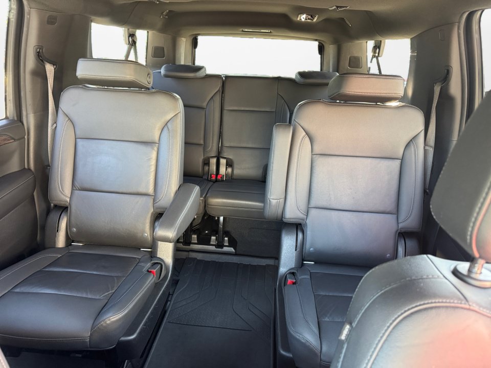 Used 2021 Chevrolet Suburban LT w/ LT Signature Package AWD/4WD image 15