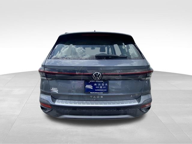 Used 2025 Volkswagen Taos S image 8