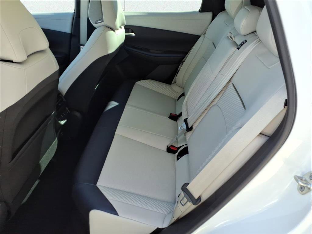 New 2026 Nissan Leaf Platinum+ FWD image 12