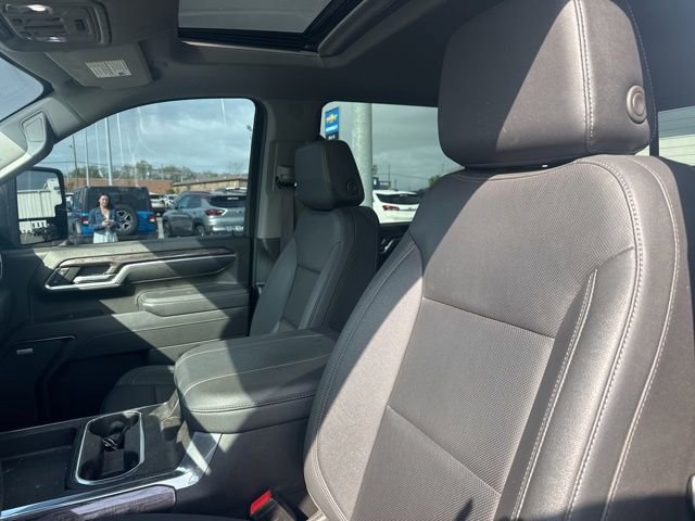 Used 2024 Chevrolet Silverado 2500 LTZ w/ LTZ Plus Package image 16