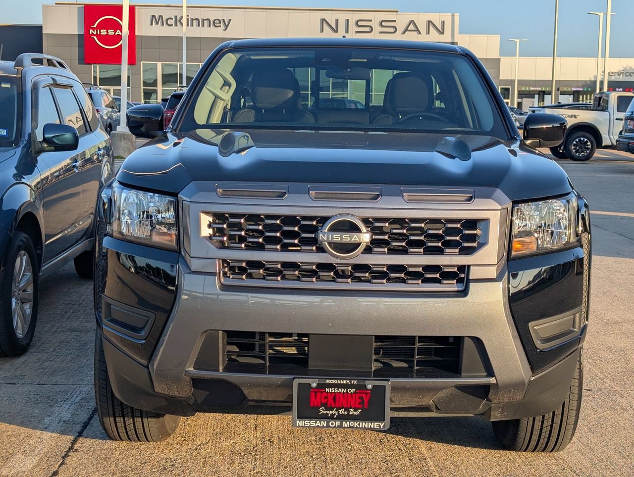 Certified 2025 Nissan Frontier SV RWD image 6