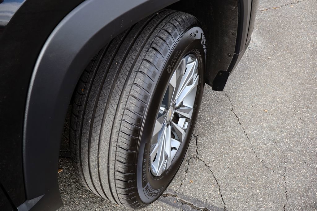 Used 2025 Chevrolet Equinox LT image 37