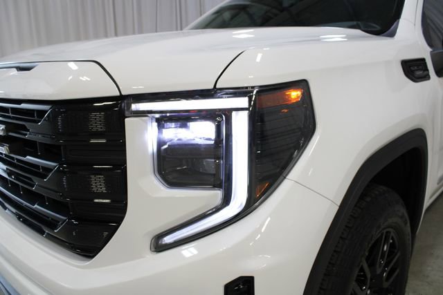 Used 2025 GMC Sierra 1500 Elevation w/ Elevation Premium Package AWD/4WD image 33