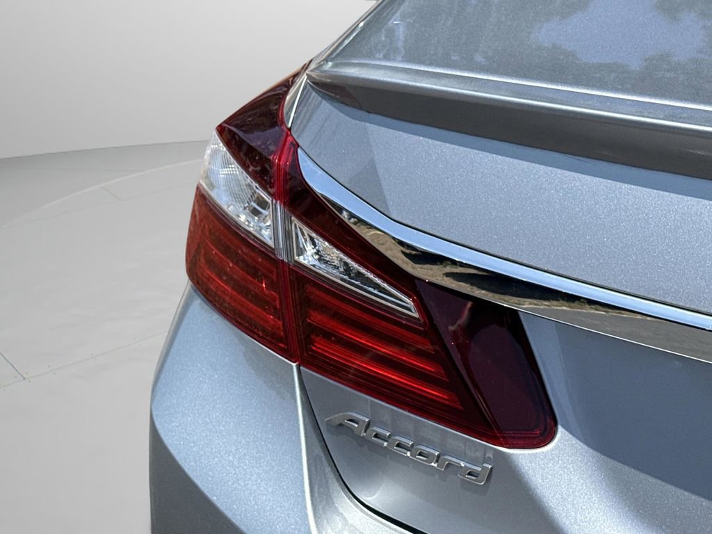 Used 2016 Honda Accord Sport image 43