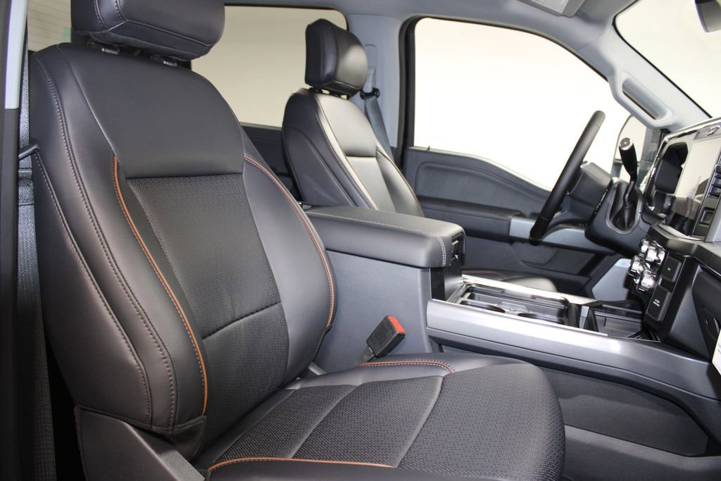 New 2025 Ford F250 Lariat w/ Lariat Ultimate Package image 29