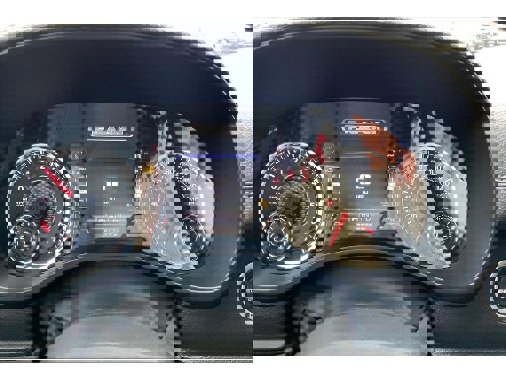 Used 2024 RAM 1500 Laramie image 22