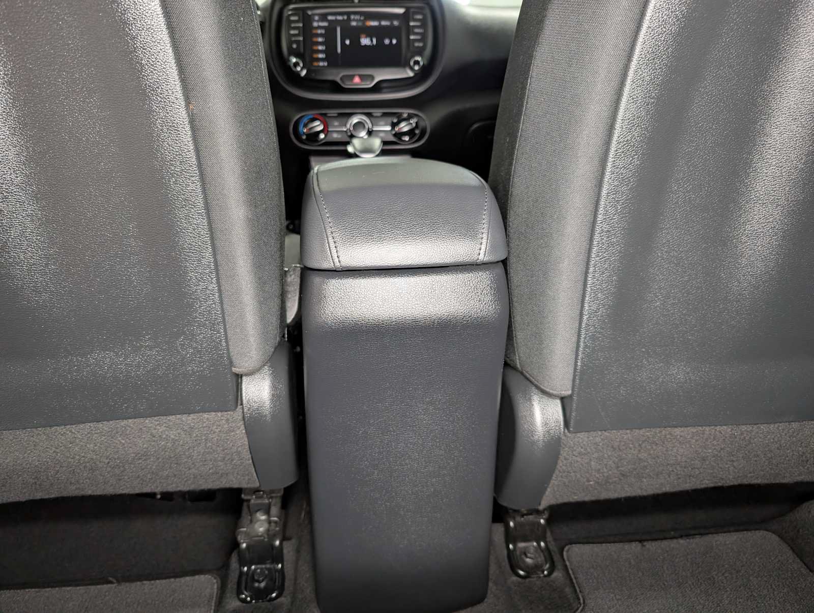 Certified 2023 Kia Soul LX w/ LX Technology Package FWD image 20