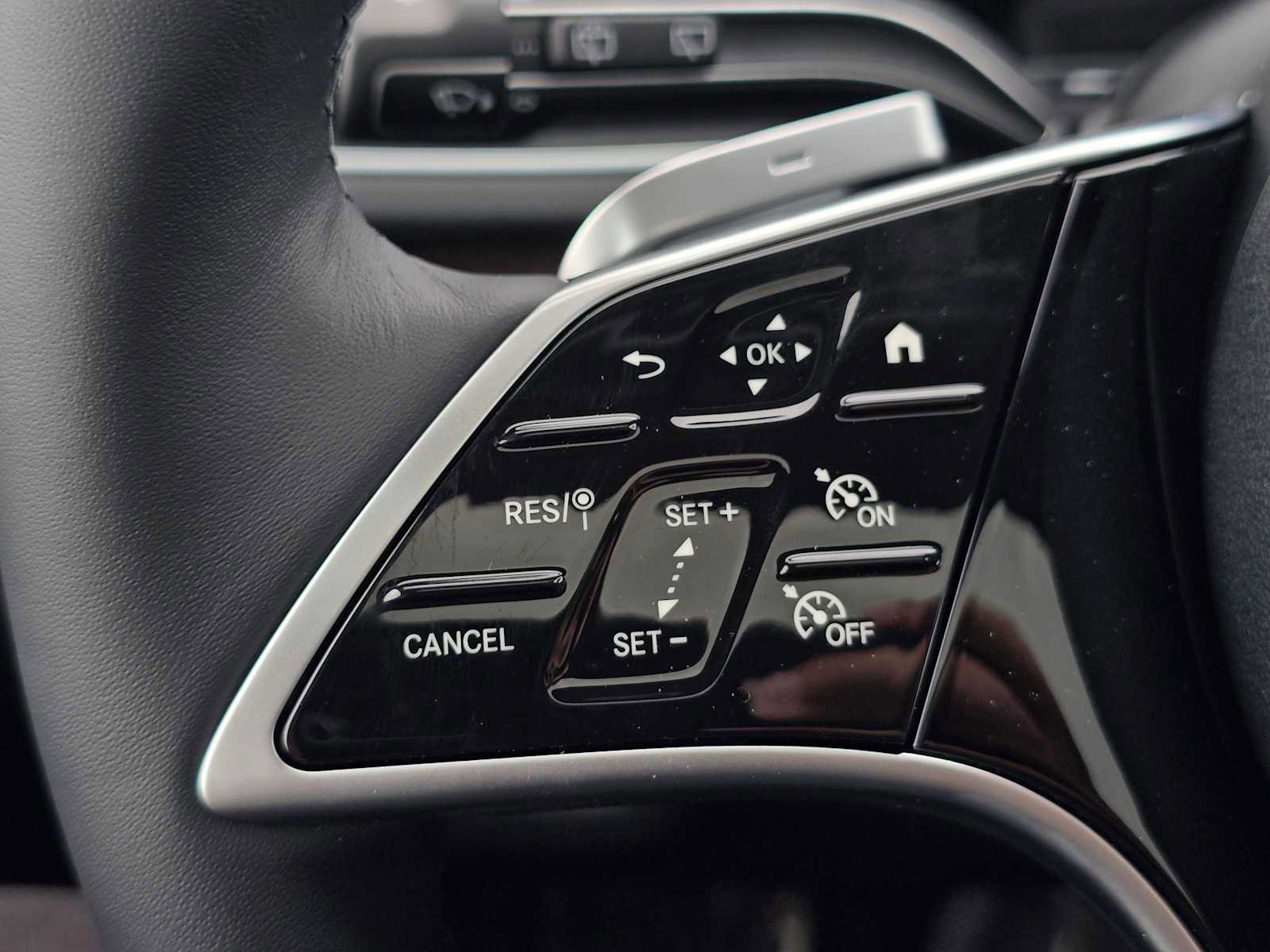 New 2026 Mercedes-Benz GLE 450e 4MATIC image 32
