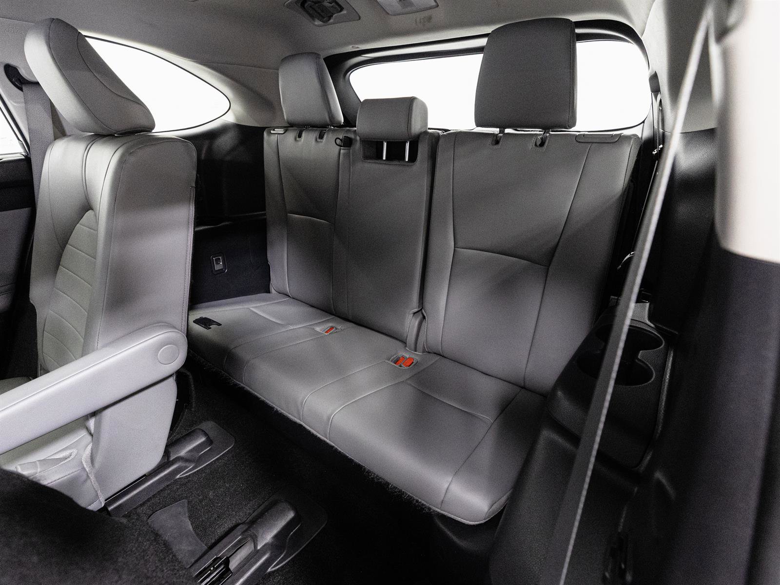 Certified 2025 Toyota Highlander XLE image 7