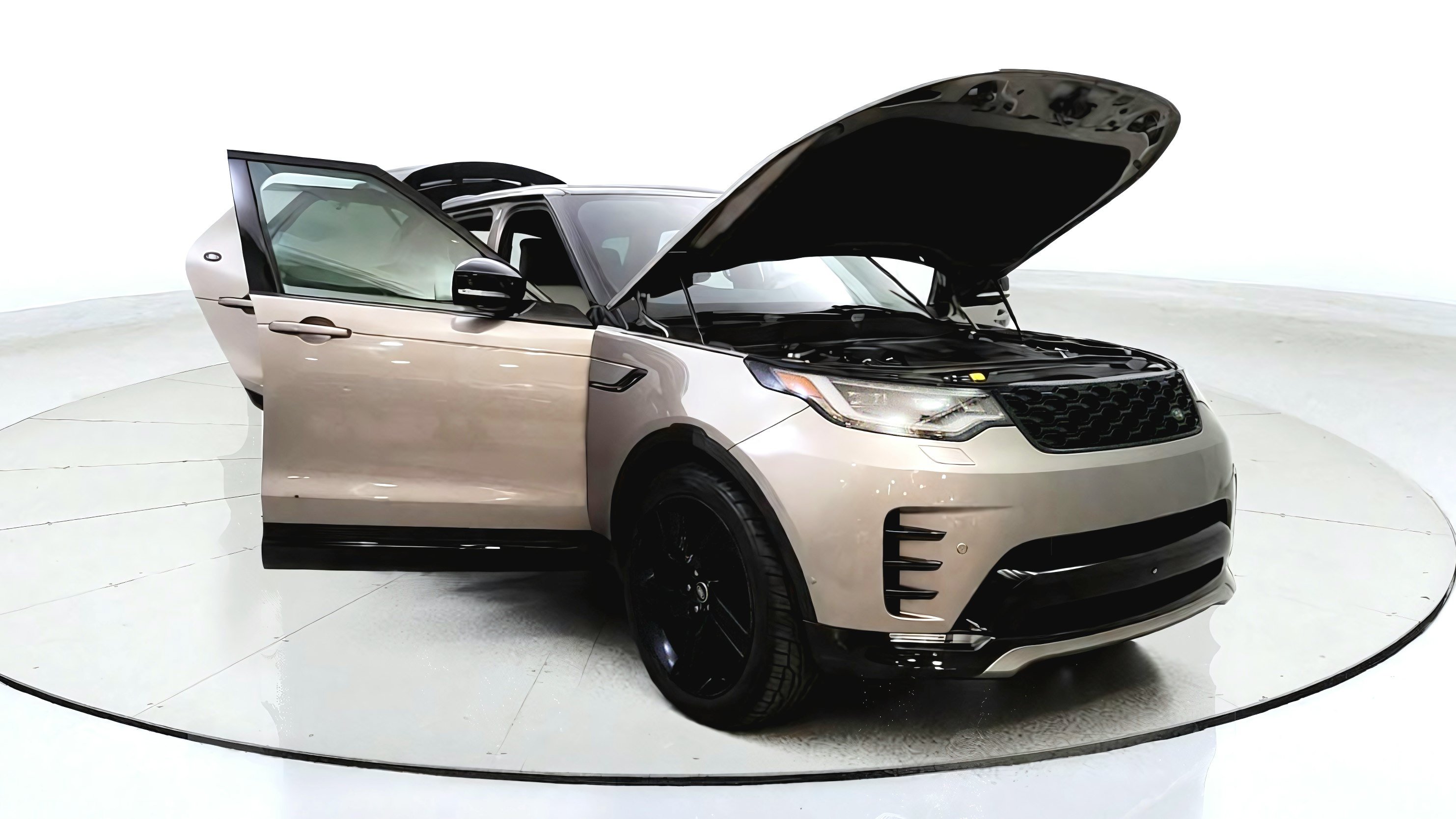 Used 2021 Land Rover Discovery HSE R-Dynamic AWD/4WD image 9