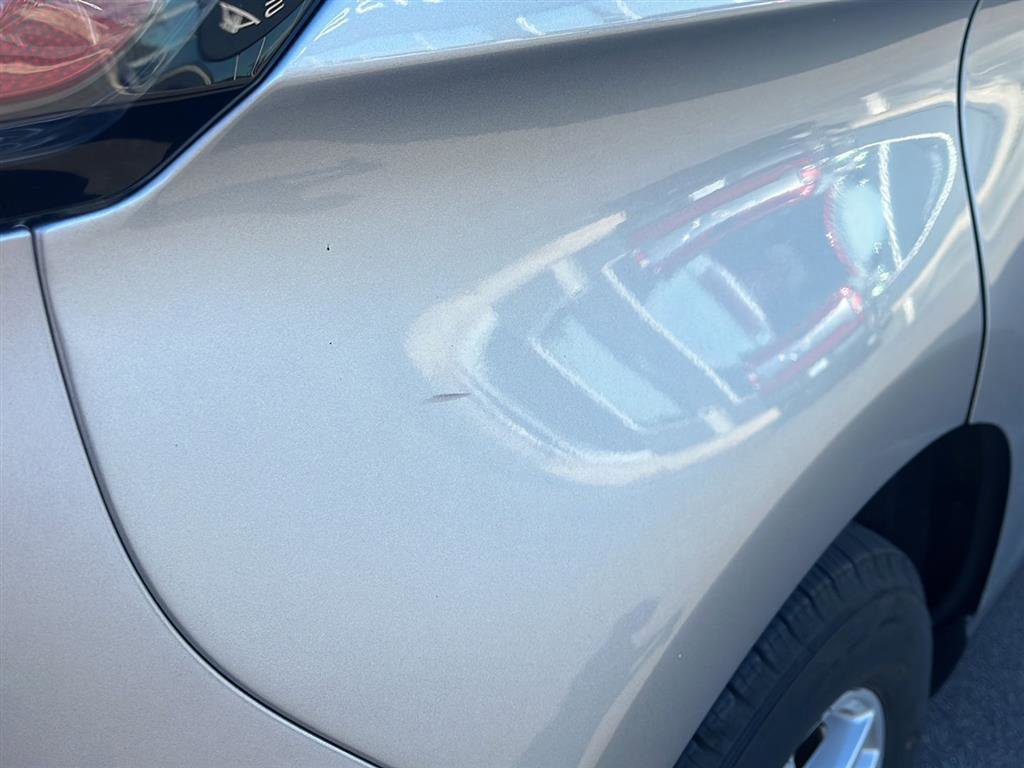 Used 2024 Ford Edge SEL w/ Convenience Package image 13