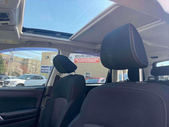 Used 2016 Subaru Forester 2.5i Premium w/ All-Weather Package image 18