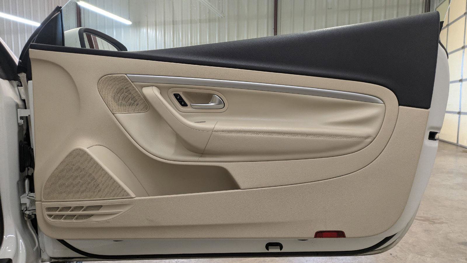 Used 2012 Volkswagen Eos Komfort image 24