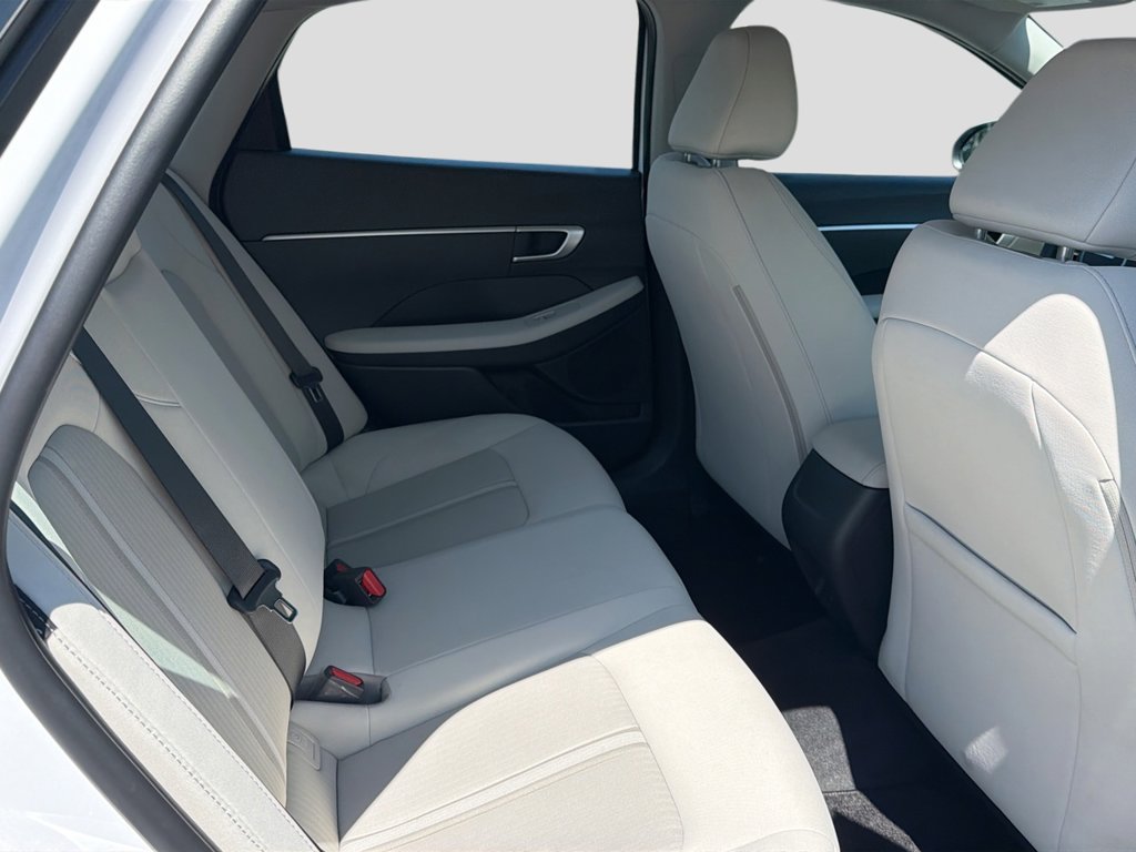 Certified 2025 Hyundai Sonata SE FWD image 26