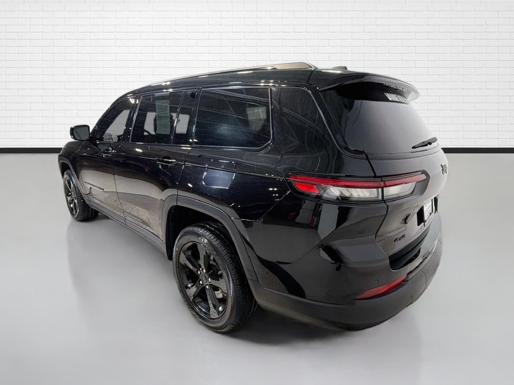 Used 2023 Jeep Grand Cherokee L Laredo AWD/4WD image 7