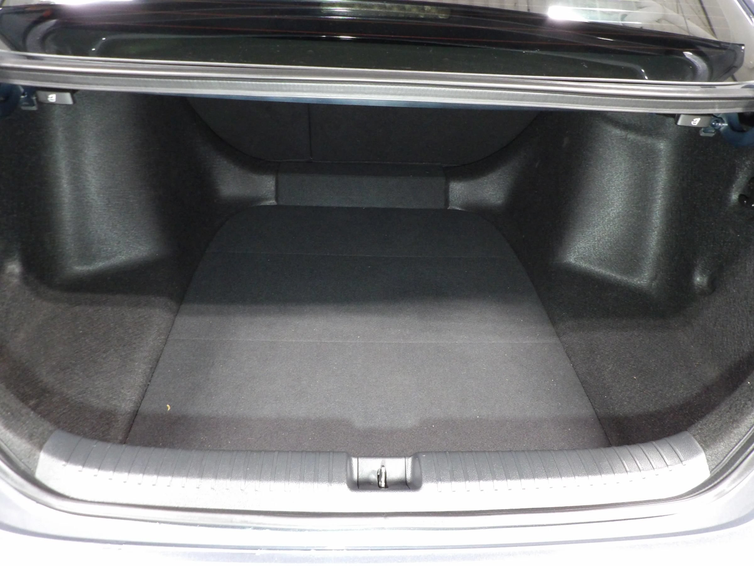 Used 2023 Honda Accord EX image 8