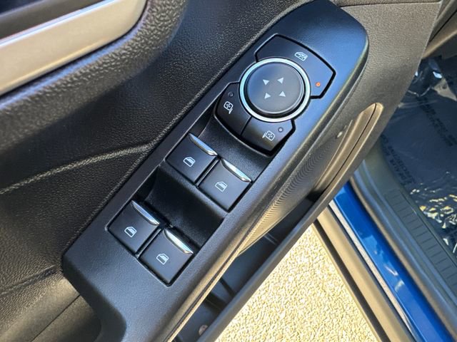 Used 2022 Ford Escape SE w/ Convenience Package image 25