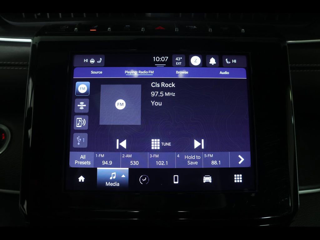 Used 2023 Jeep Grand Cherokee Altitude image 24