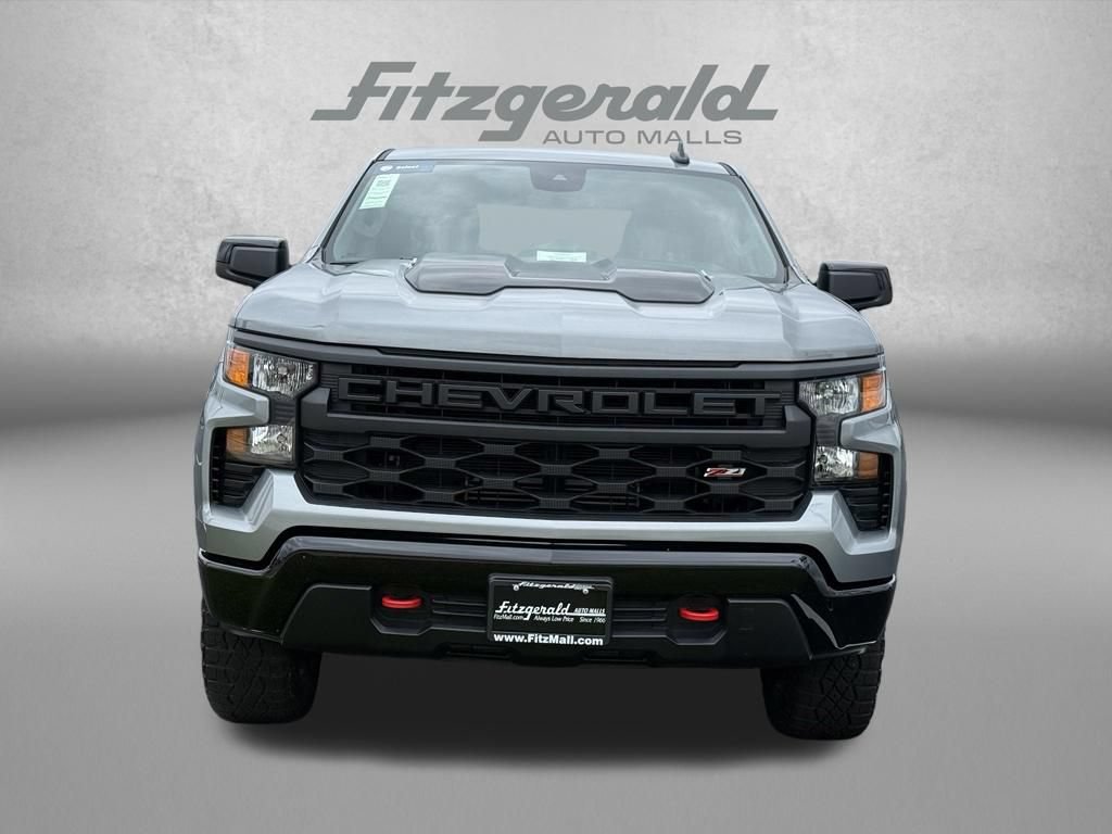 Used 2025 Chevrolet Silverado 1500 Custom Trail Boss AWD/4WD image 3