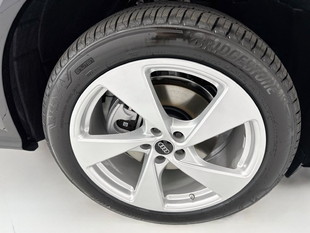 New 2026 Audi Q5 Premium AWD/4WD image 32