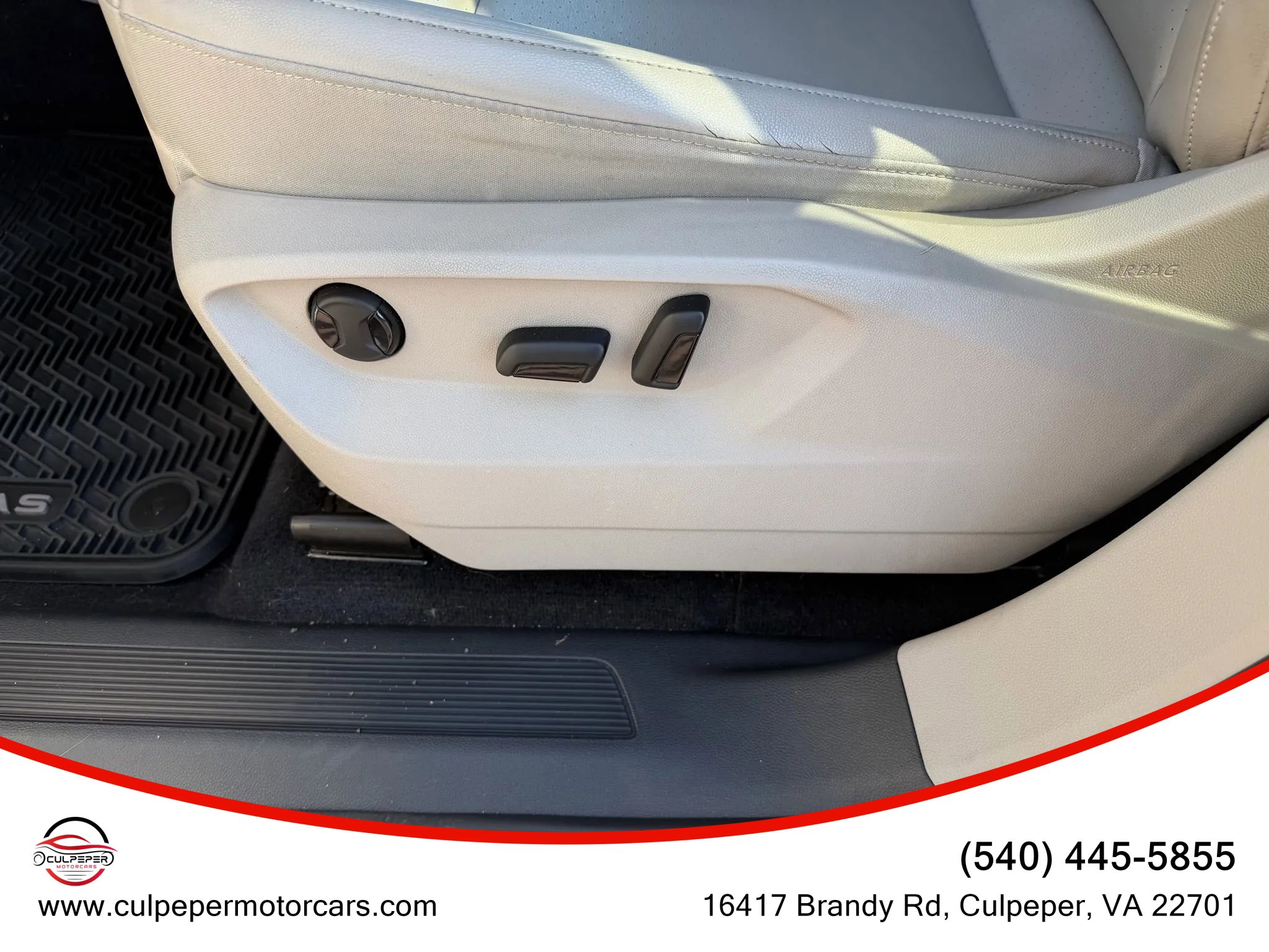 Used 2018 Volkswagen Atlas SE w/ R-Line Package image 8