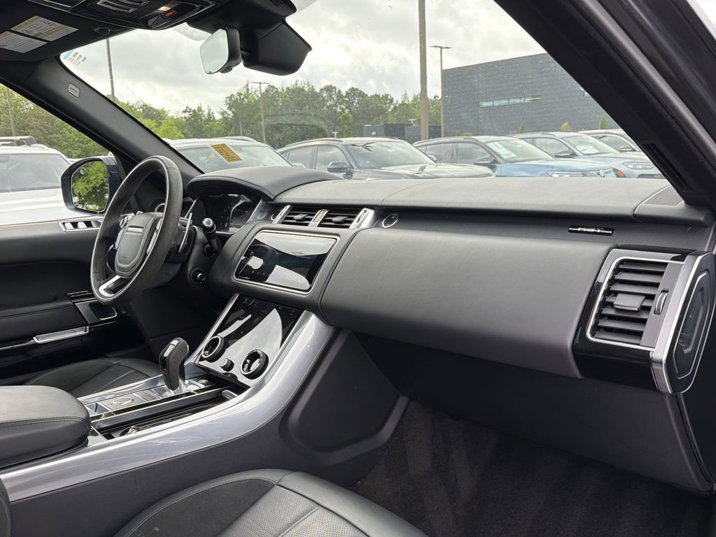 Used 2020 Land Rover Range Rover Sport HST image 11