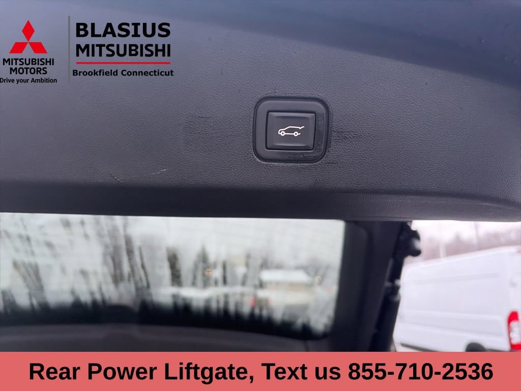 Used 2024 Cadillac Lyriq Tech image 13