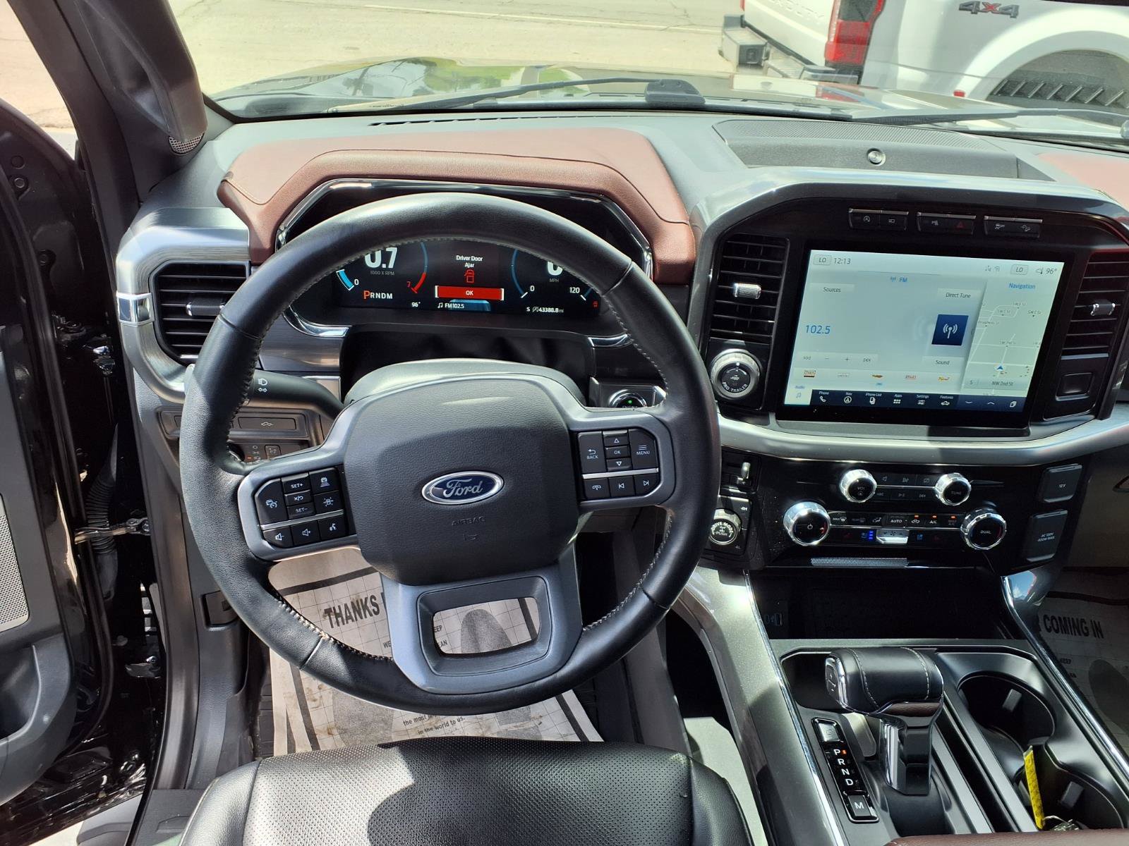 Used 2023 Ford F150 Lariat AWD/4WD image 3