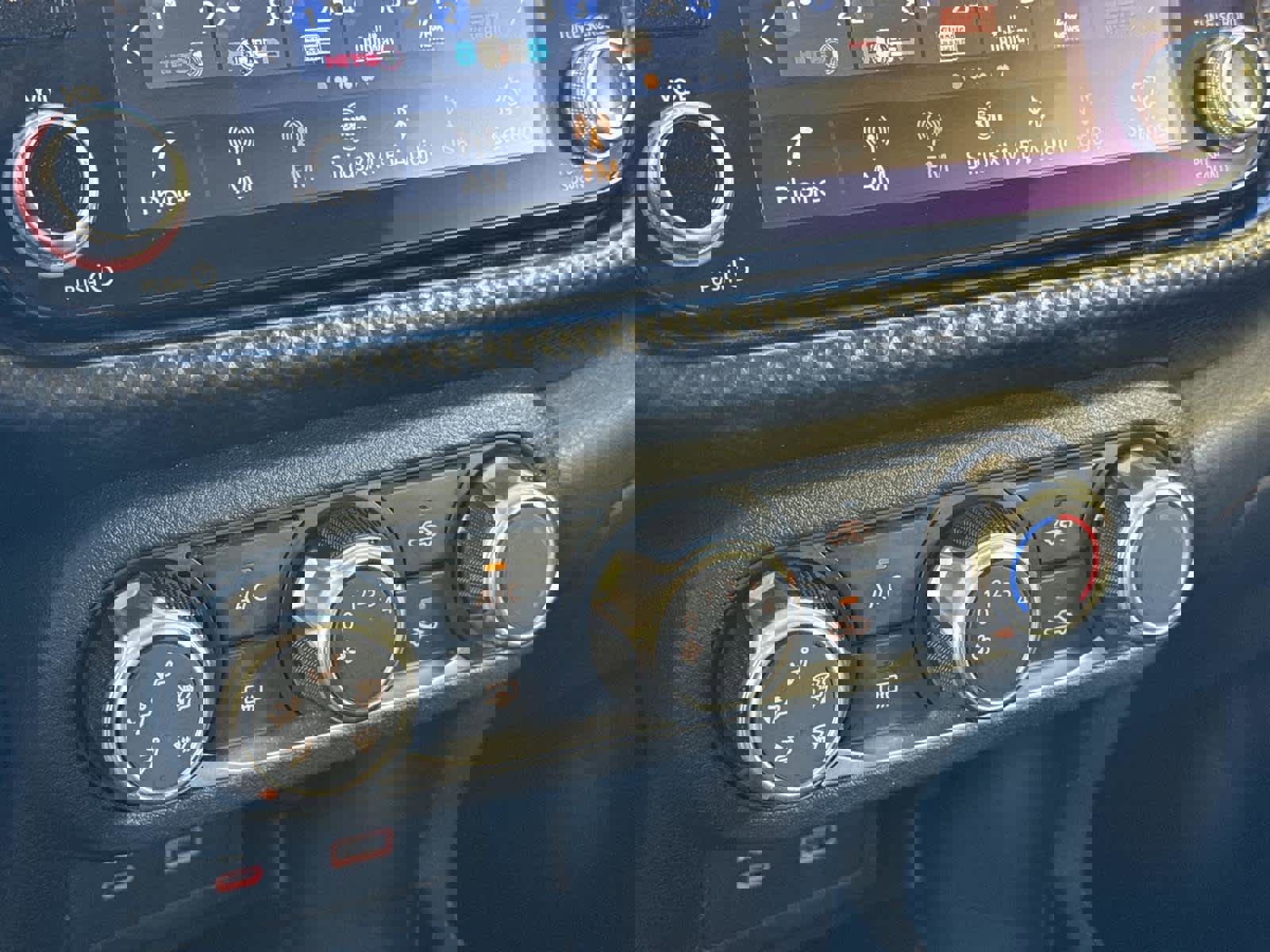 Used 2024 Nissan Kicks SV w/ Interior Electronics Package image 18