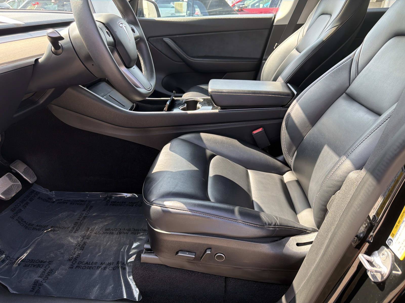 Used 2021 Tesla Model Y Long Range AWD/4WD image 17