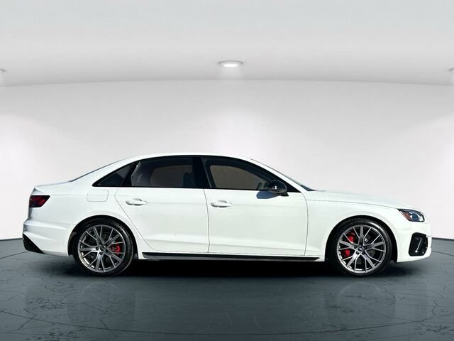 Used 2024 Audi S4 Premium Plus w/ Premium Plus Package image 7