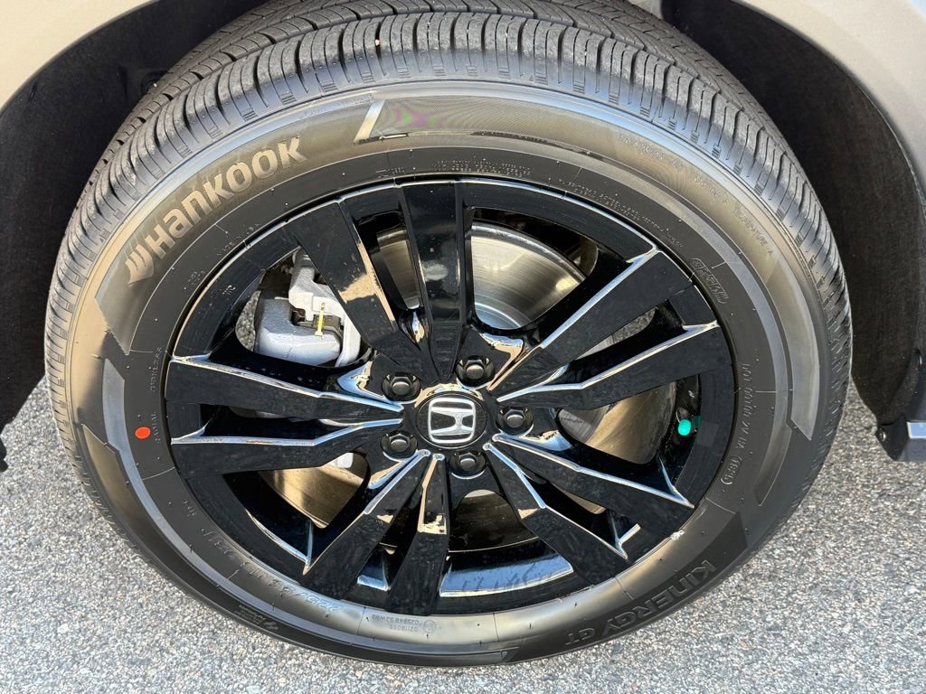 Certified 2026 Honda HR-V Sport image 12