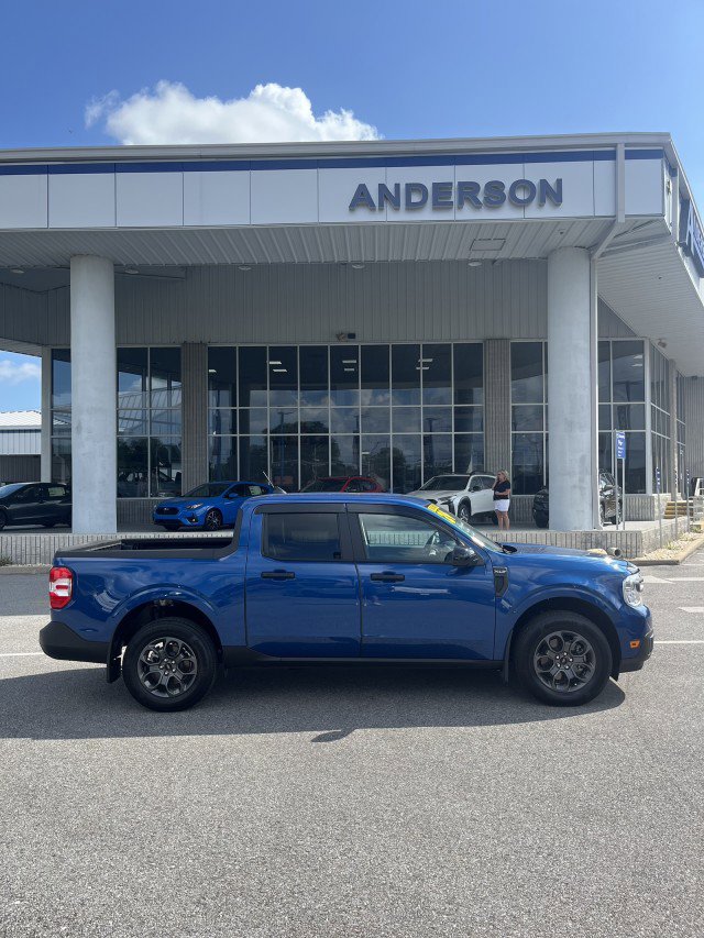 Used 2024 Ford Maverick XLT w/ XLT Luxury Package image 2