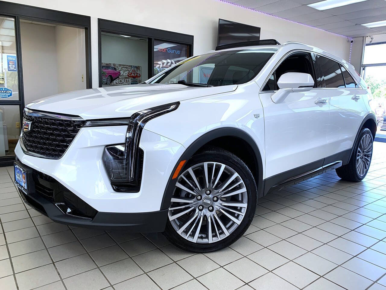 Used 2024 Cadillac XT4 Premium Luxury w/ Cold Weather Package AWD/4WD image 2